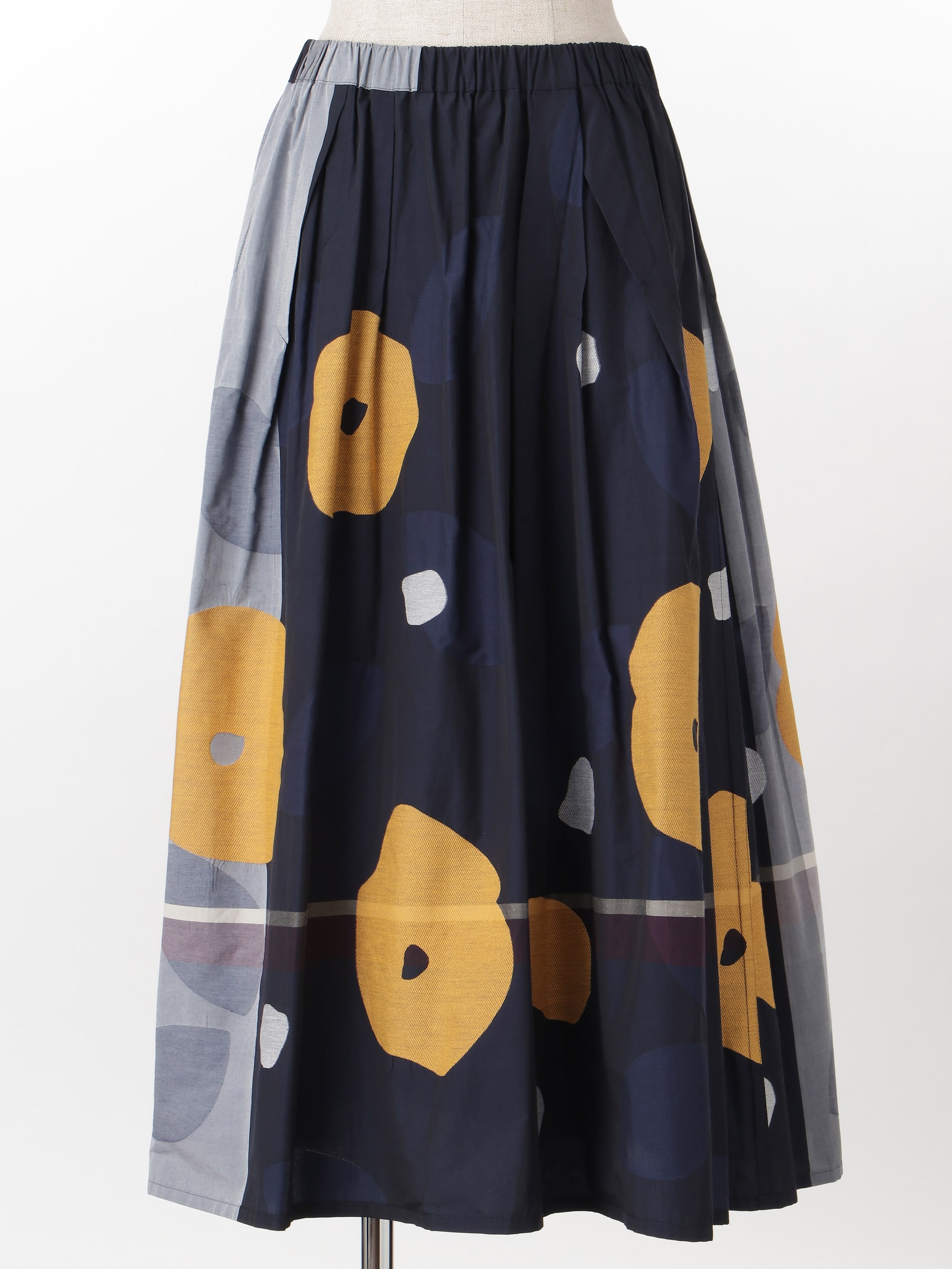 珍しい ジウ 新品 センソユニコ 慈雨 リバーシブルスカート スカート